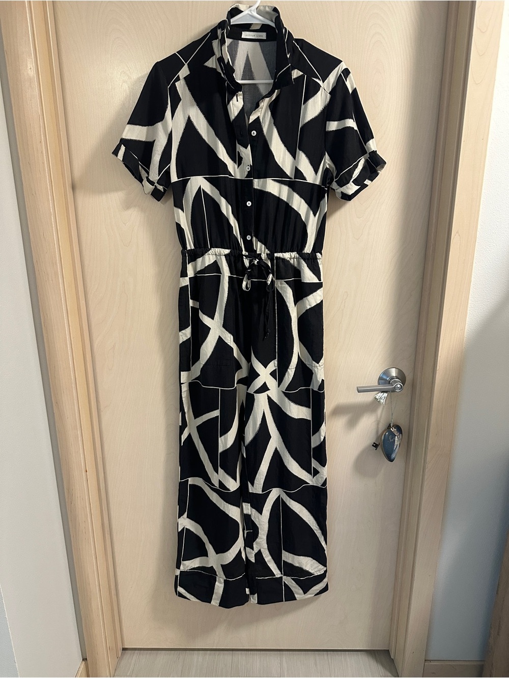 Little Lies Abstract Print Med SS Jumpsuit Black White Linen Tencel Pockets